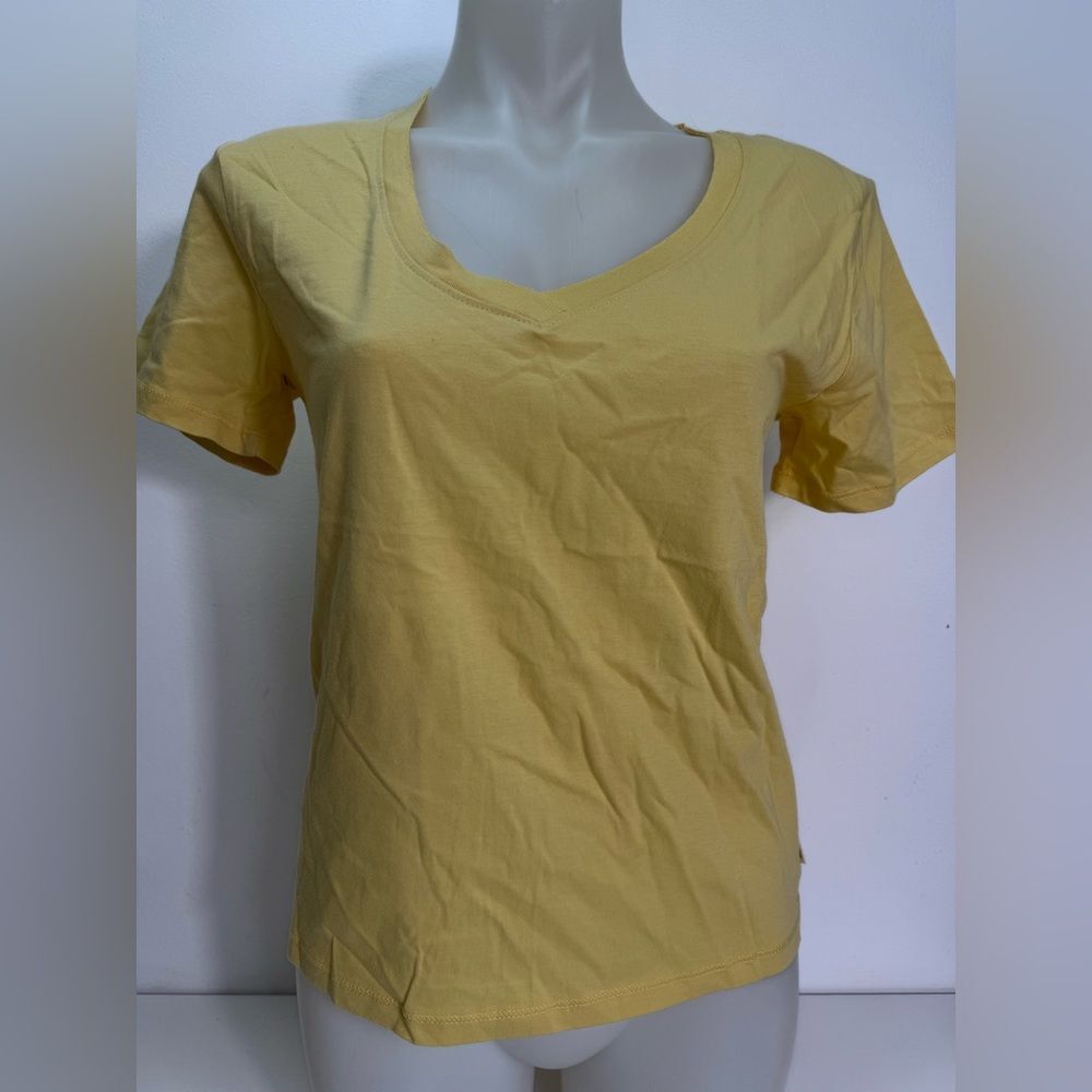 easy standard Sunny Yellow V-Neck Tee oversized for Women Sz XS NWT